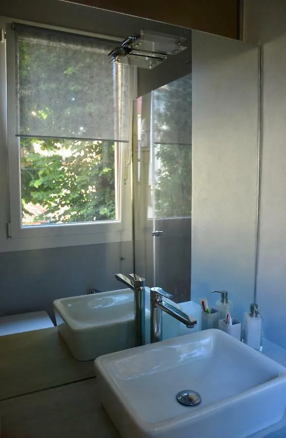 Bright And Silent Apartment Near Two Towers Bolonia